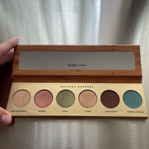 🍂🍃🍁 Bundle sale eligible! Butter London Natural Goddess Eyeshadow Palette